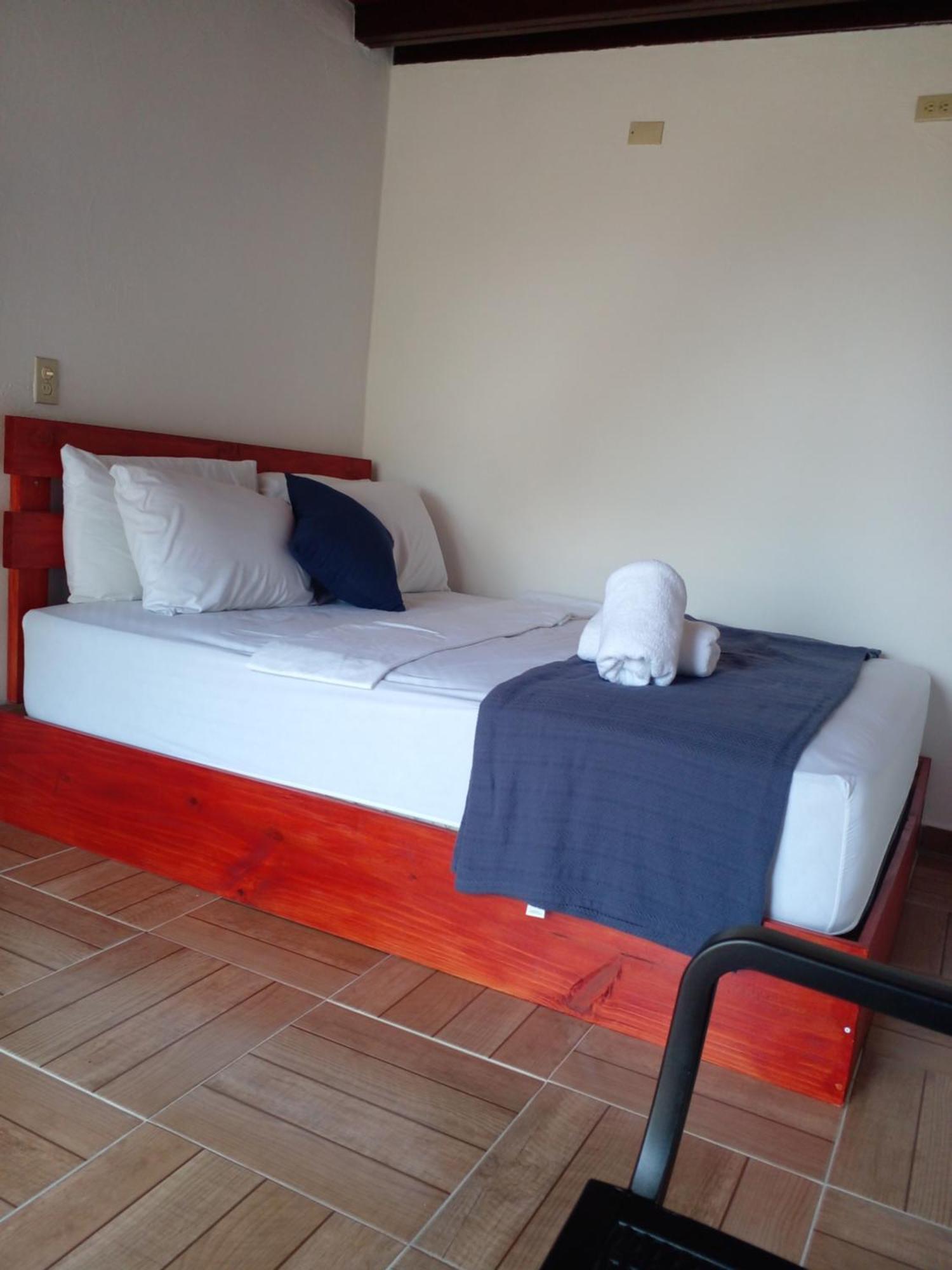 Cabanas Martina Surf Playa Guanico Pedregal Εξωτερικό φωτογραφία
